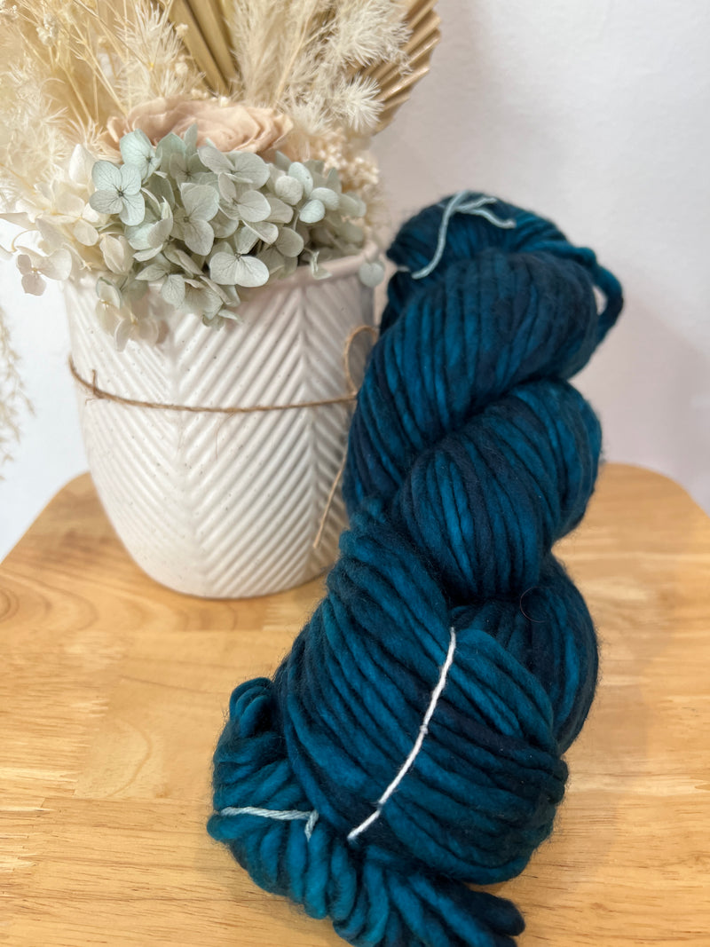 009 Turkist Blue - Grande