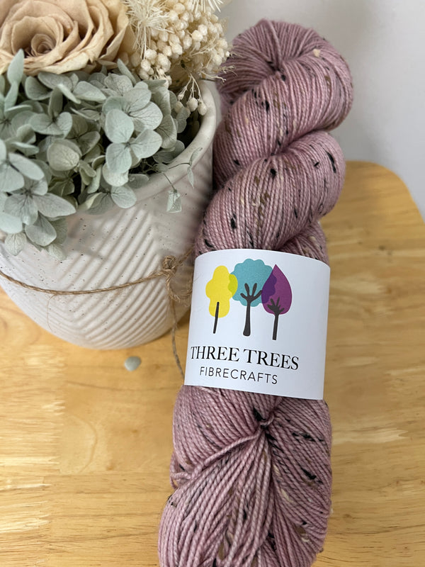 Dusky Rose - 4 Ply - Dragon
