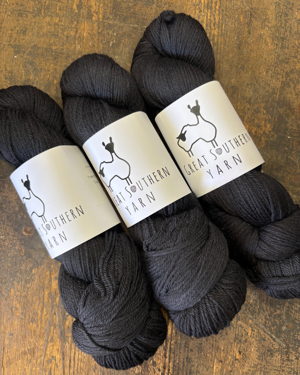 Black Cat - 4ply Merino