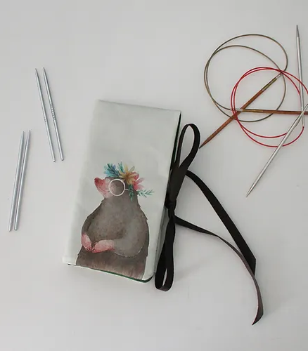 Crochet Hook Case (6 Slots) by The Blue Rabbit House