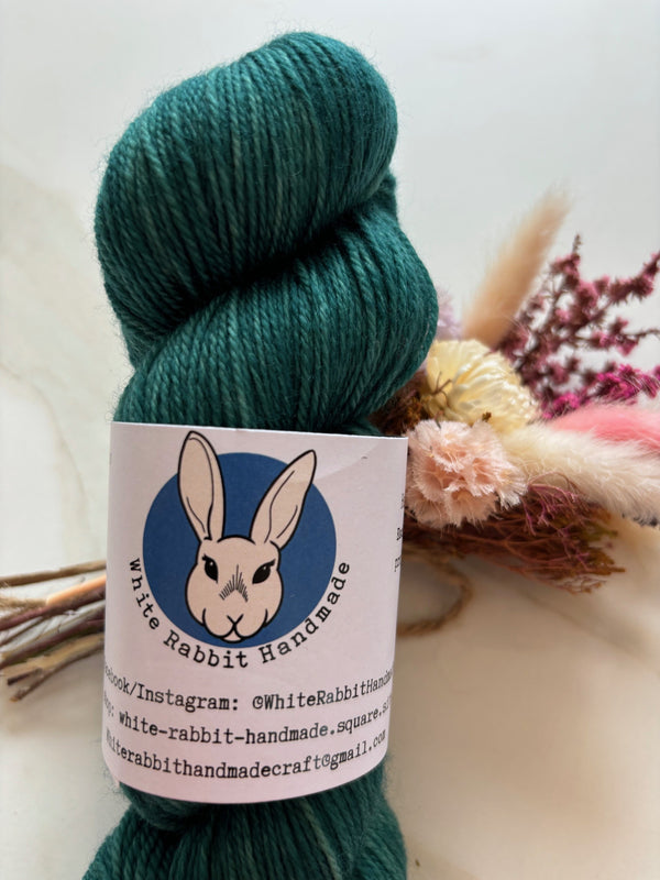 Kale- 4 ply Superwash Merino