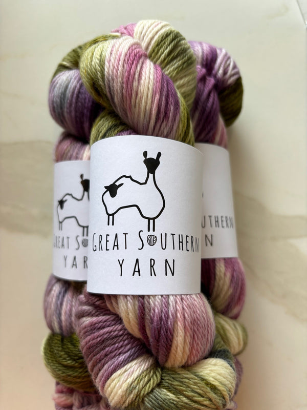 Magnolia- 10ply Merino