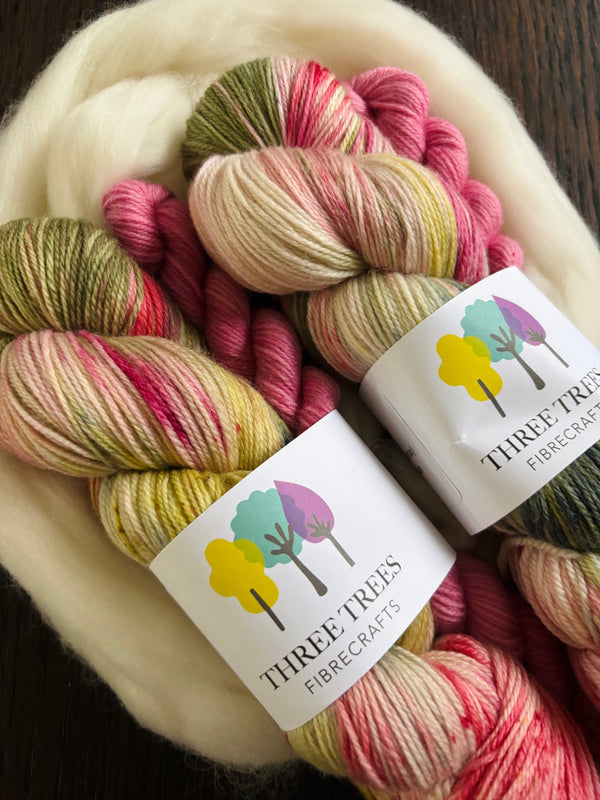 Flowering Gum - 4ply Sock Set
