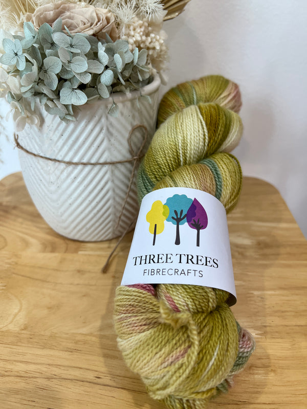 Budding- 2ply Moirai