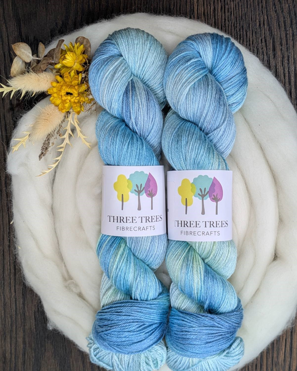 Refreshing Pool  - 4ply Merino Silk