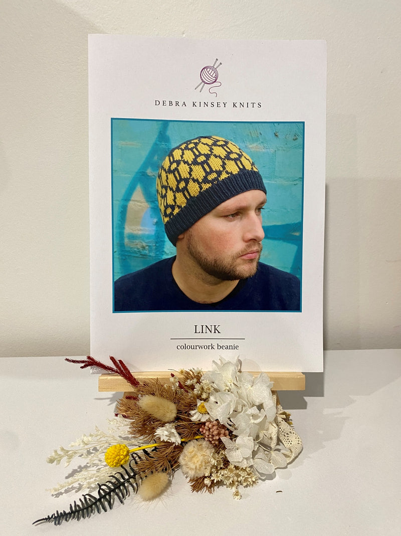 Link Mosaic Beanie