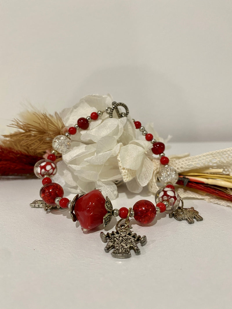 Bracelet for knitters - Red Spot