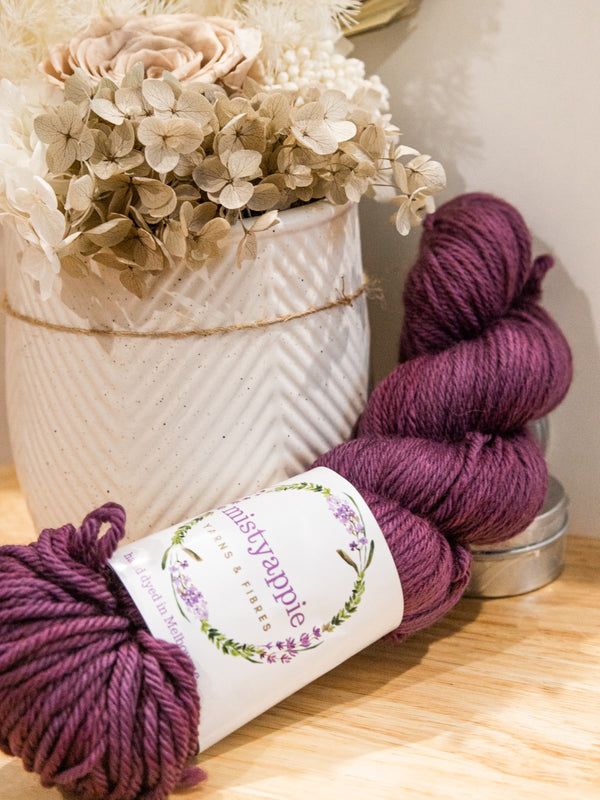 Iris - 8 Ply Merino DK